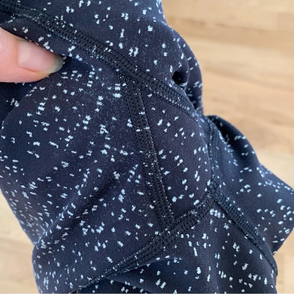 Lululemon Wunder Under Leggings Black High Rise Pants Magnetized Jacquard Size 2 - Picture 6 of 8